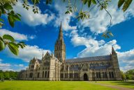 Windsor, Bath, Salisbury Cathedral and Stonehenge Tour