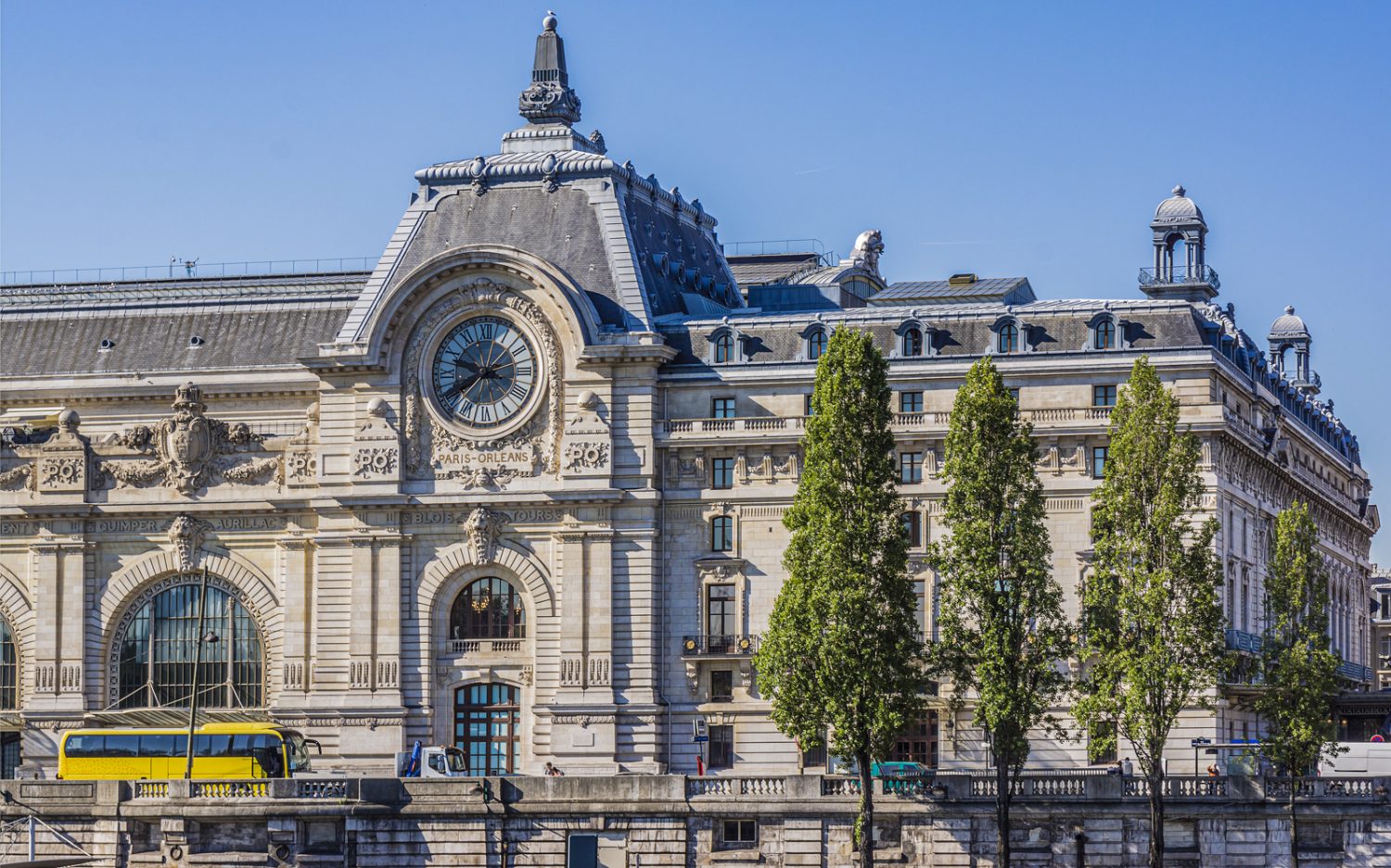 Какой париже музей. Музей Орсе. Musee d'Orsay. Музей современного искусства Париж. Логотип,музея Орсе.